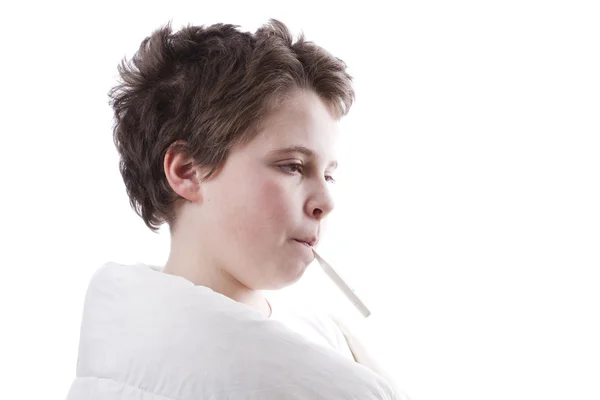 Young patient with fever in profile, with digital thermometer an — Stock Photo, Image