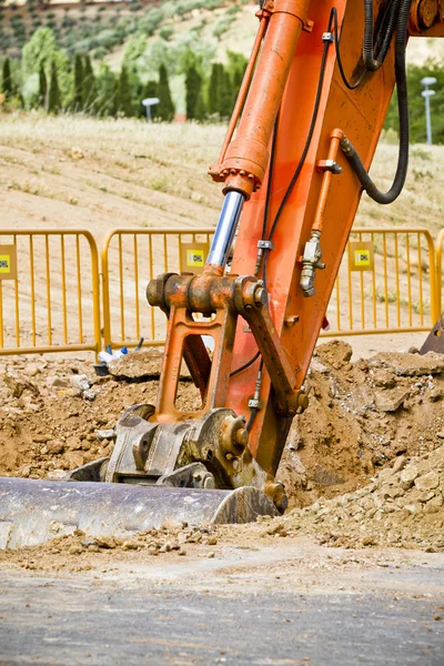 Lavori pubblici di manutenzione stradale, escavatore — Foto Stock