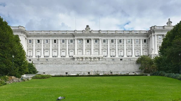 Detailed view of royal palace in Madrid — Stock Photo, Image