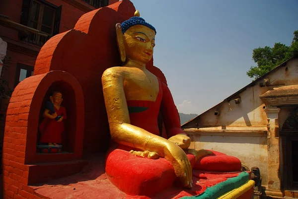 The statue of Buddha near Swaymabhunath Temple, Kathmandu, Nepal — Stock Photo, Image