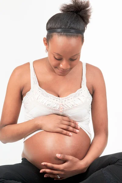 Metisse ciąży kobieta czarny — Zdjęcie stockowe