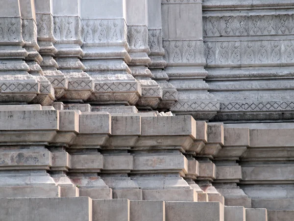 A imagem de close-up de uma parte da parede no templo — Fotografia de Stock