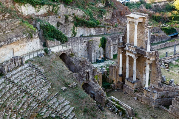 Antiguo Teatro Romano de Volterra en Toscana, Italia — Foto de Stock
