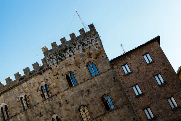 Medeltida palazzo dei priori i volterra, Toscana — Stockfoto