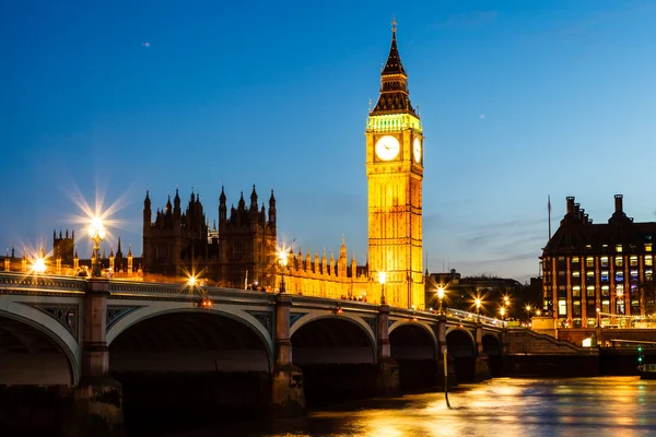 Big Ben und House of Parliament at Night, London, Vereinigtes Königreich — Stockfoto