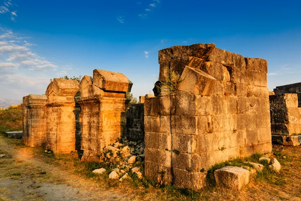 Roma ampitheater salona split yakınındaki antik şehir kalıntıları — Stok fotoğraf