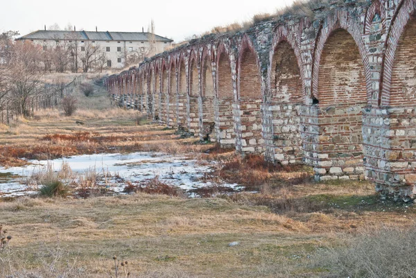 An aquaduct in Skopje — Stock Photo, Image