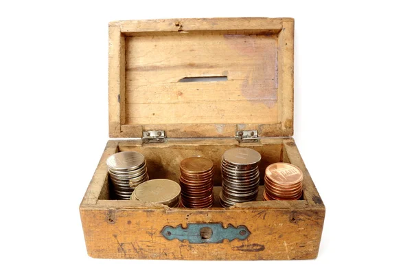Старий дерев'яний moneybox — стокове фото
