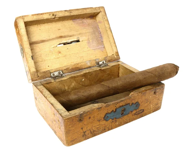 Zigarre in alter Schachtel — Stockfoto