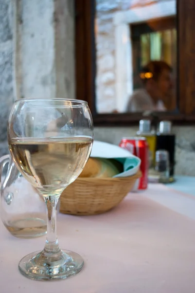 stock image A glass of wine