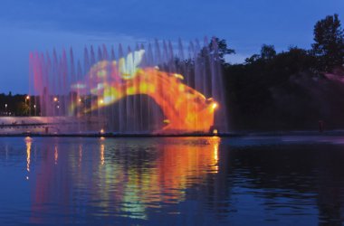 Singing fountain clipart