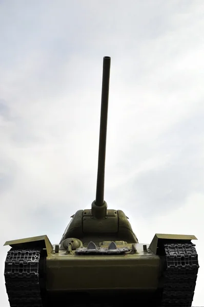 Tank na obloze. — Stock fotografie