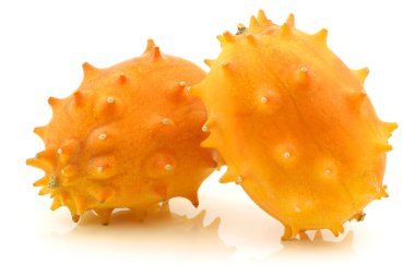 iki kiwano kavun ((cucumis metuliferus) 