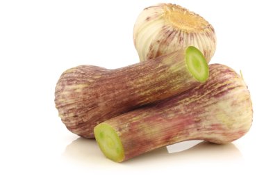 taze sarımsak ampuller kesmek