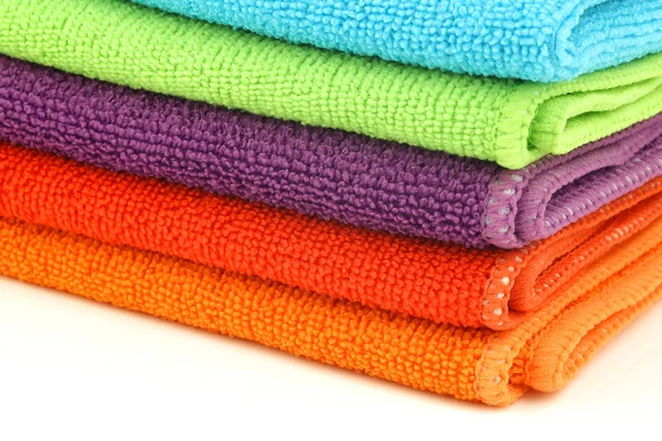 Gestapelde kleurrijke microfiber Reinigingsdoeken — Stockfoto