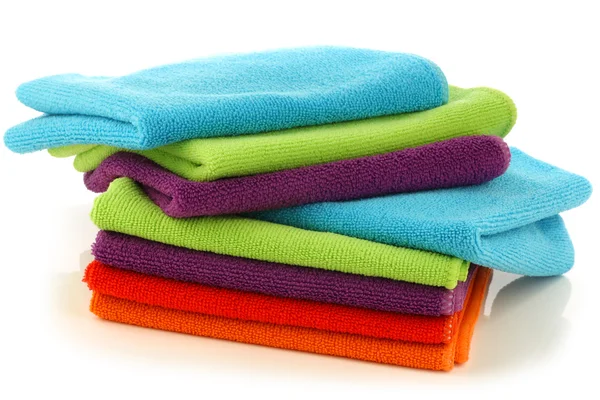 Panni di pulizia in microfibra colorato accatastati — Foto Stock