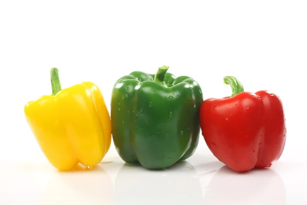 Rode, gele en groene peper — Stockfoto