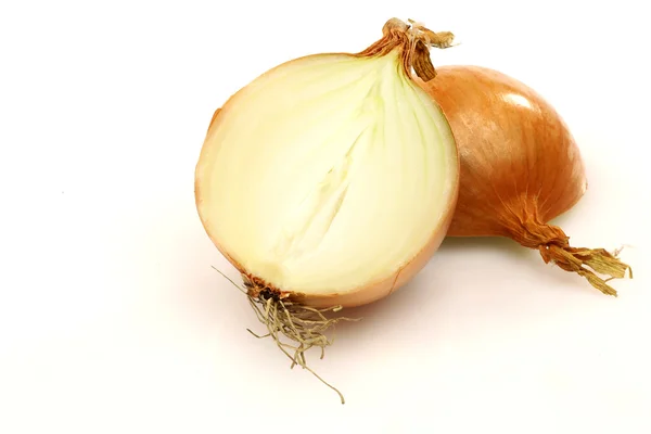 Bir dilimlenmiş soğan — Stok fotoğraf