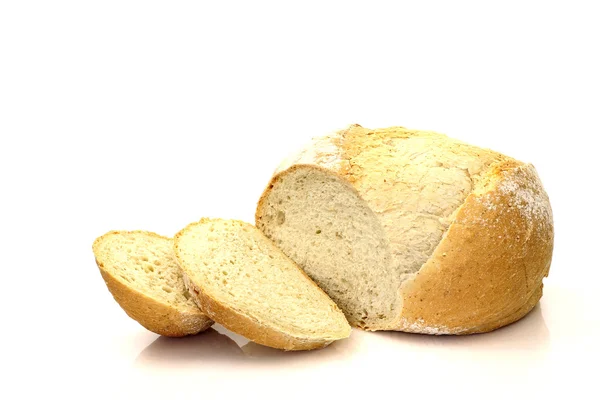 Una barra de pan cortada —  Fotos de Stock
