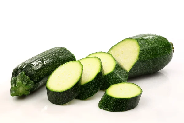 Snijd courgette of courgette — Stockfoto