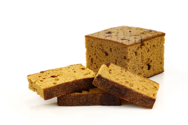 Skär brun efterrätt tårta — Stockfoto