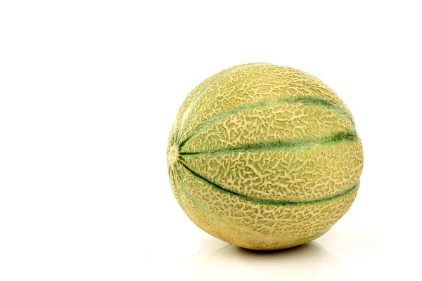 One whole cantaloupe melon — Stock Photo, Image