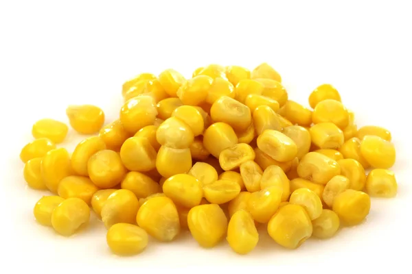 群的新鲜甜玉米籽粒 — 图库照片
