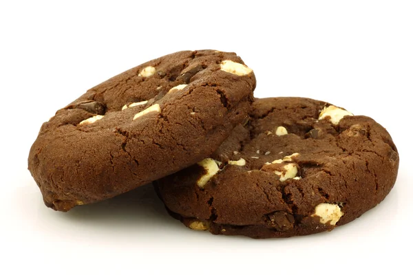 Μπισκότα σοκολάτας με ξηρούς καρπούς — Φωτογραφία Αρχείου