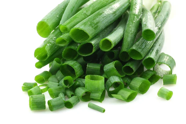 Bund geschnittene grüne Zwiebeln — Stockfoto