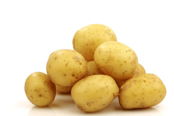 Bündel kleiner Kartoffeln — Stockfoto