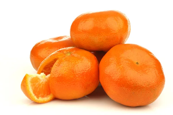 Bunch of fresh tangerines — Stock Photo, Image