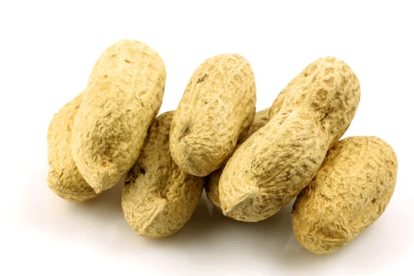 Un mazzo di arachidi appena tostate — Foto Stock