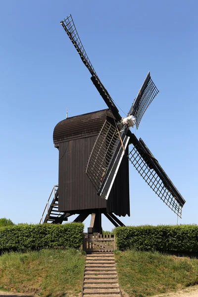 Wooden windmill near the old fortress of Bourtange — Stock Photo, Image