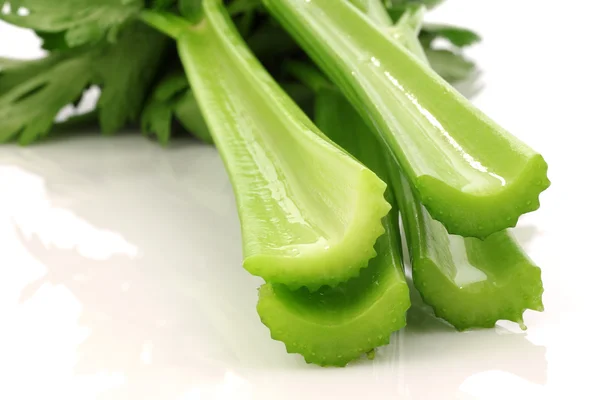 新鲜芹菜茎 — 图库照片