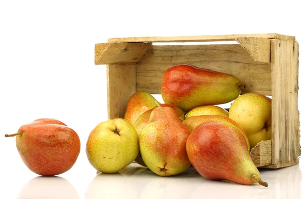 Fresh and colorful "Forelle" pears in a wooden crate — Stock Photo, Image