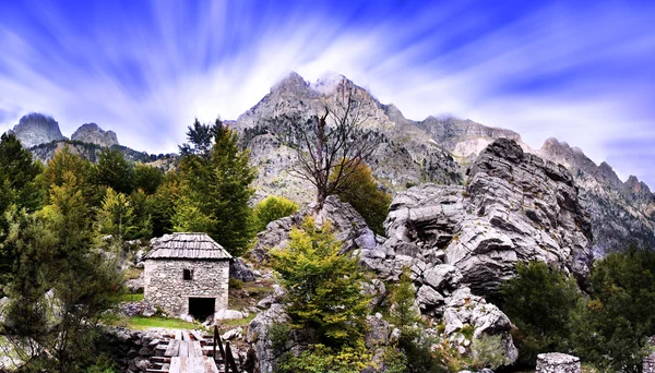 Montañas albanesas - Bjeshket e Tropojes — Foto de Stock
