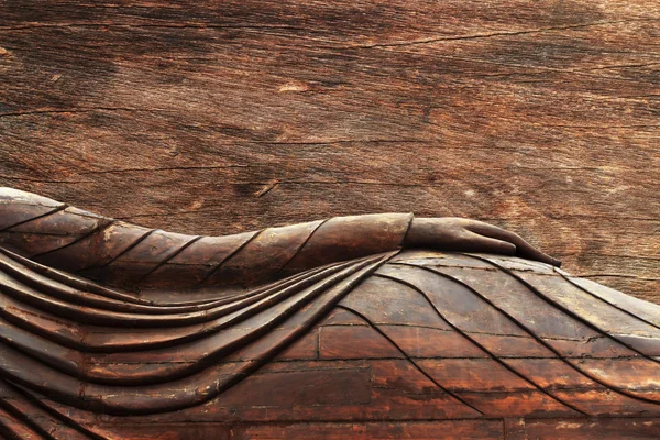 Будда, резьба по дереву в тайском стиле — стоковое фото