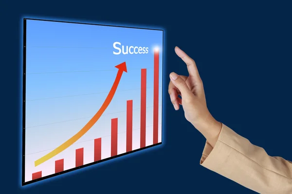 Handen van zakenvrouw raken de virtuele grafiek van succes punt — Stockfoto