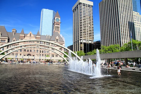 Nathan Phillips Square — Stock Photo, Image
