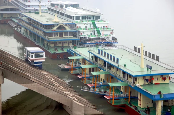 Barche sul fiume Yangtze — Foto Stock