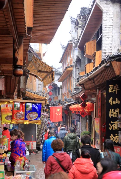 Straße in der Provinz Fenghuang — Stockfoto