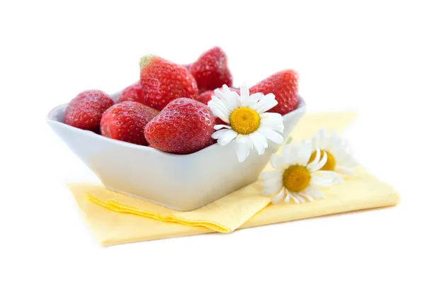 Fresh strawberries in bowl on white background — Stock Photo, Image