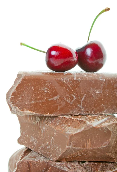 Chunk Chocolate com cerejas — Fotografia de Stock