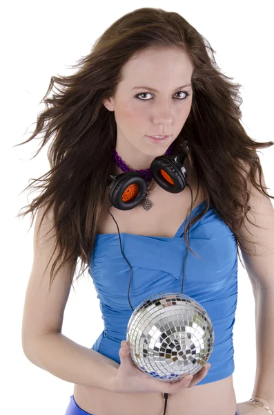 Junge Frau mit Kopfhörer — Stockfoto