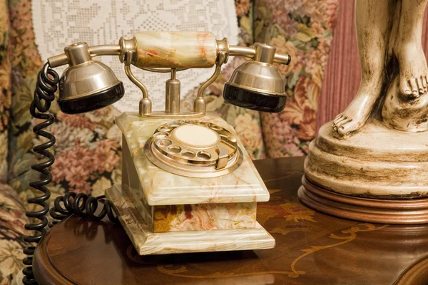 eski moda telefon