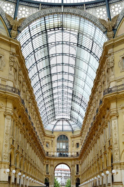 Milão, Galeria Vittorio Emanuele II, Arquitetura italiana . — Fotografia de Stock