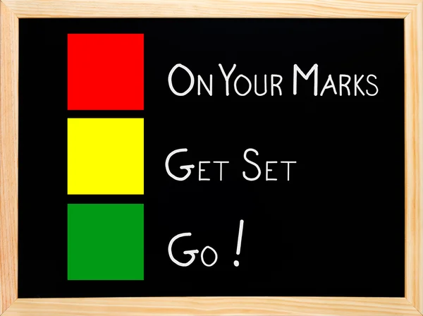 Op uw merk, get set, go, traffic-light concept schoolbord — Stockfoto