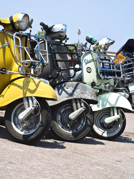 Vecchio scooter Vespa — Foto Stock