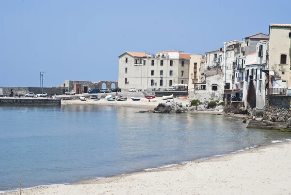 Пляж Cefalu.Sicily — стоковое фото