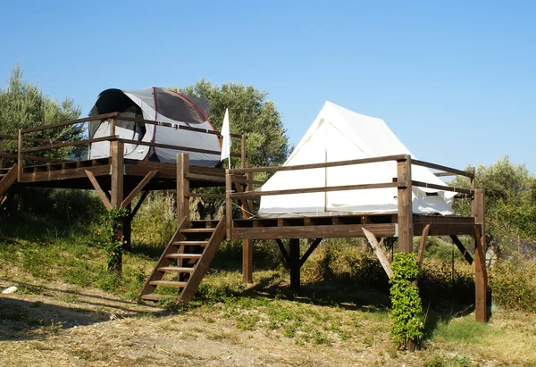 Палатки на ходулях — стоковое фото